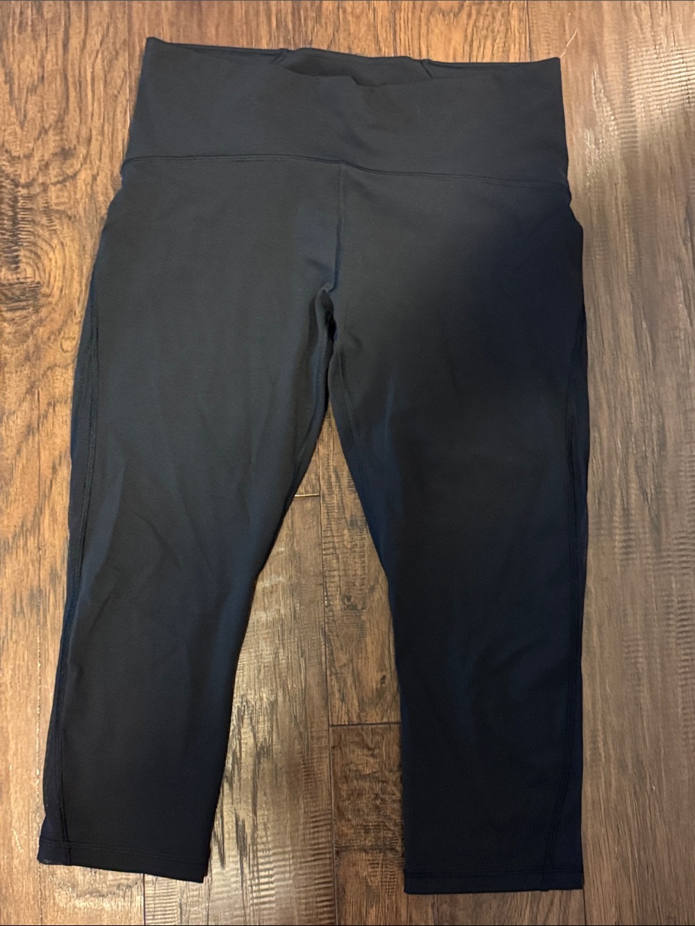Lululemon Cropped Sheer Leg -Leggings
